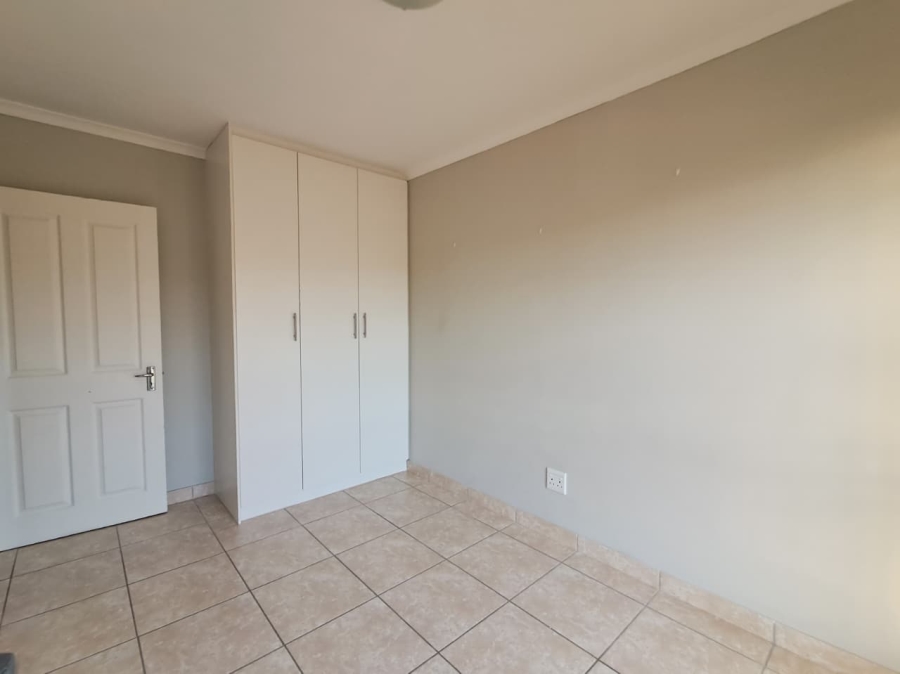 To Let 2 Bedroom Property for Rent in Burgundy Estate Western Cape